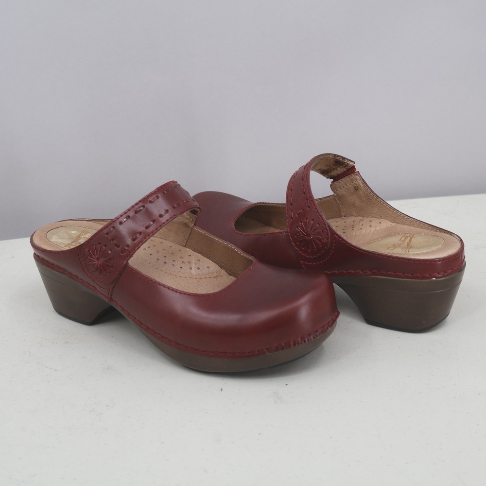 Dansko Mary Jane Clogs Womens 6.5-7/37 Burgundy Leather Comfort Workwear Classic